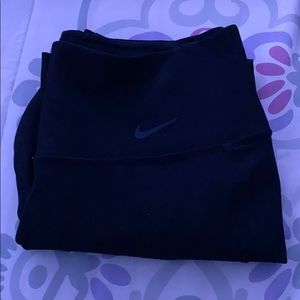 Nike Cropped Leggings